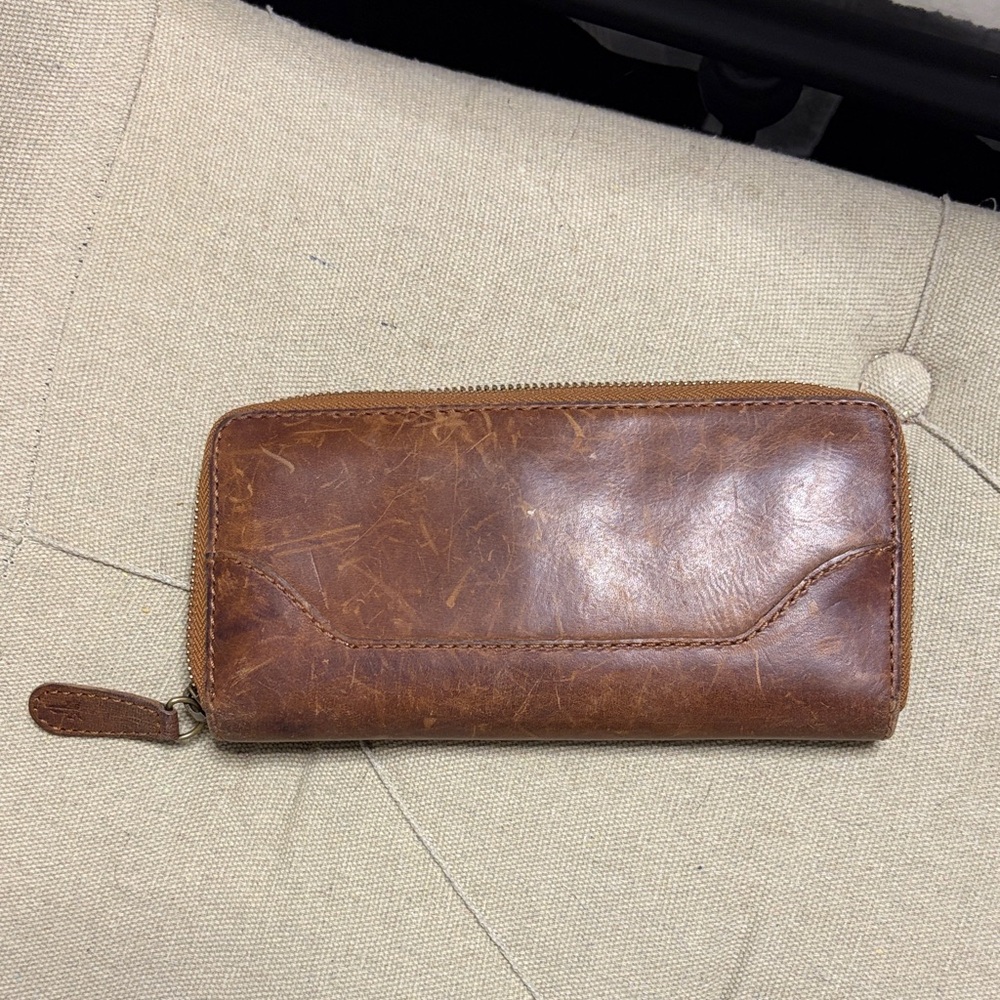 Frye Tan Leather Women’s Wallet - Picture 2 of 4